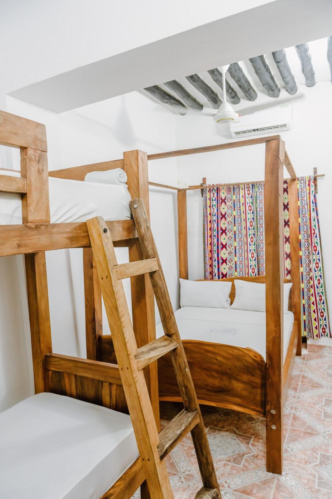 Shoki Shoki Guest House Zanzibar Ngoại thất bức ảnh