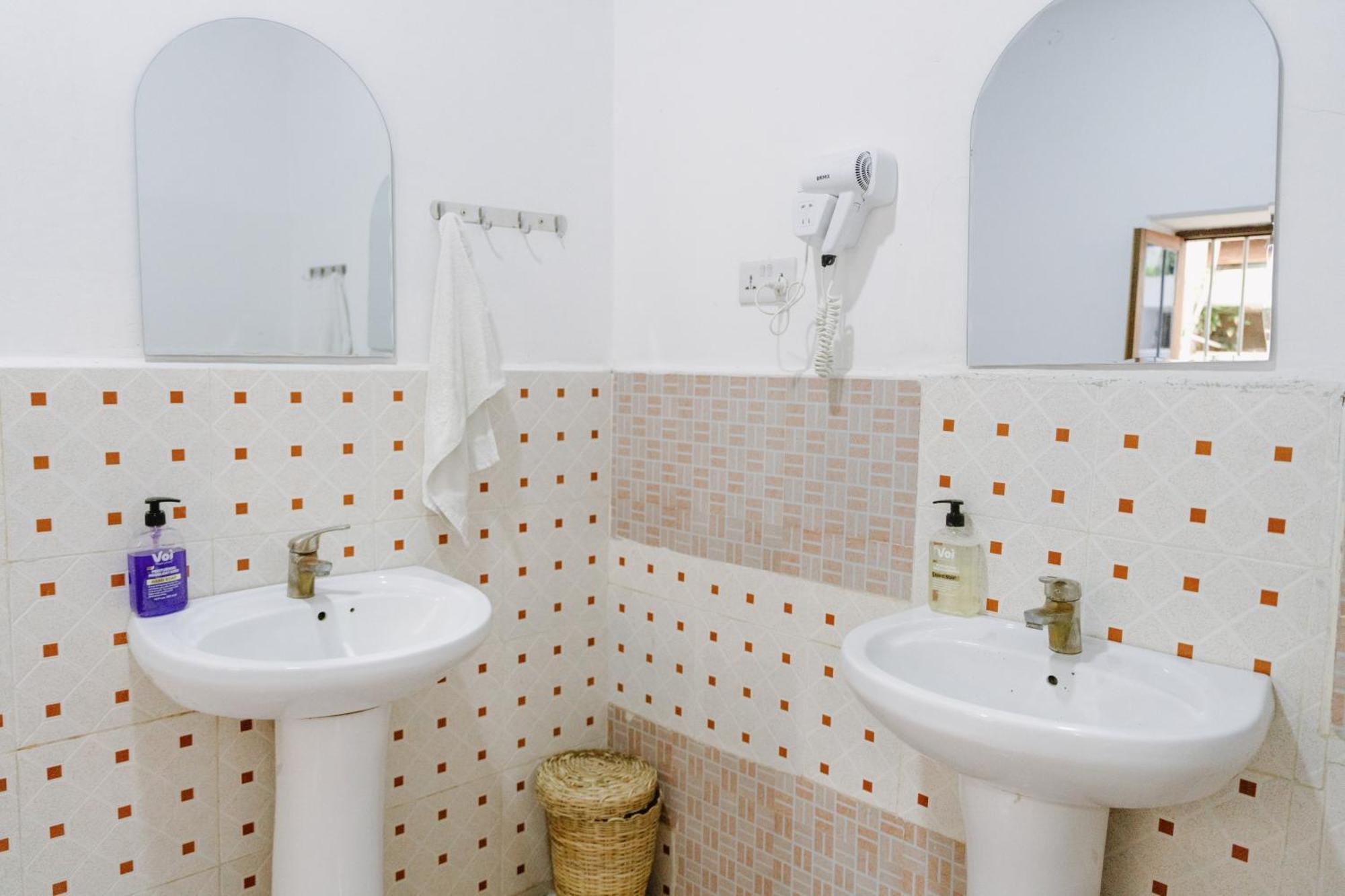 Shoki Shoki Guest House Zanzibar Ngoại thất bức ảnh